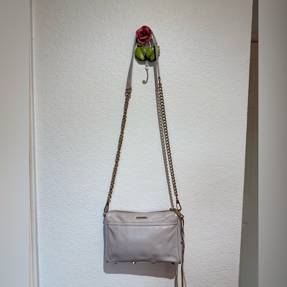 Rebecca Minkoff Cream Structured Crossbody Bag with Gold Chain - Picture 1 of 10